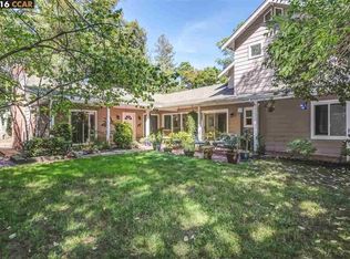 230 Glorietta Blvd, Orinda, CA 94563