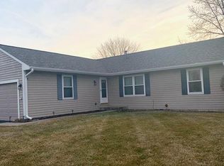 1S720 Essex Ln, Warrenville, IL