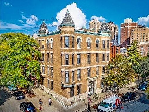 3rd image of 2103-07 N Sedgwick St #2