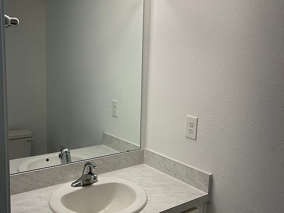 5th image of 4021 Haymon Ave