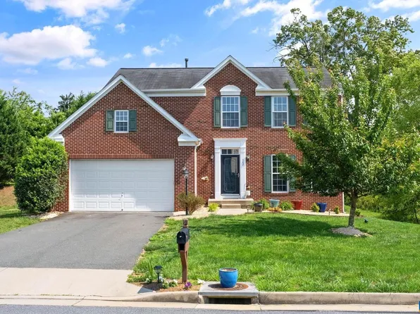 662 Holly Hill Dr, Barboursville, VA 22923