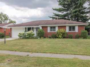 839 Mackenzie Dr, Lima, OH 45805