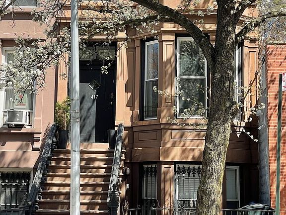 2nd image of 417 2nd St #1