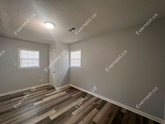5th image of 1349 Haywood Dr