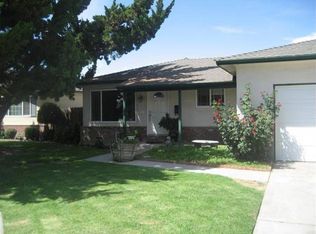 5681 E Comanche Dr, Manteca, CA 95336