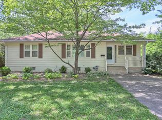 501 S Westlawn Ave, Champaign, IL