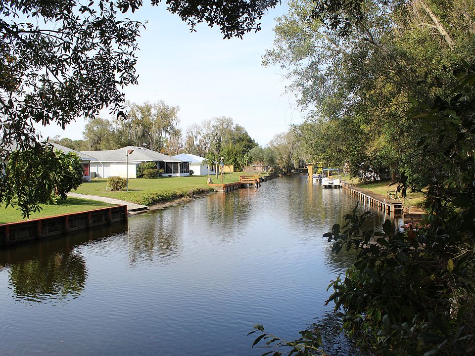 1st image of 0 Palm Acres Ave