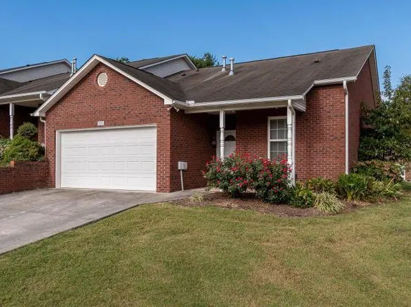 931 Webster Groves Ln, Knoxville, TN 37909