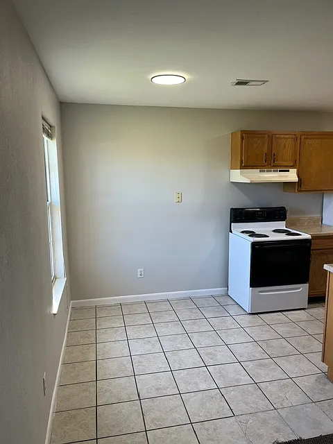 102 Landon Dr #16