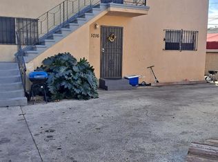 1016 E 80th St, Los Angeles, CA 90001