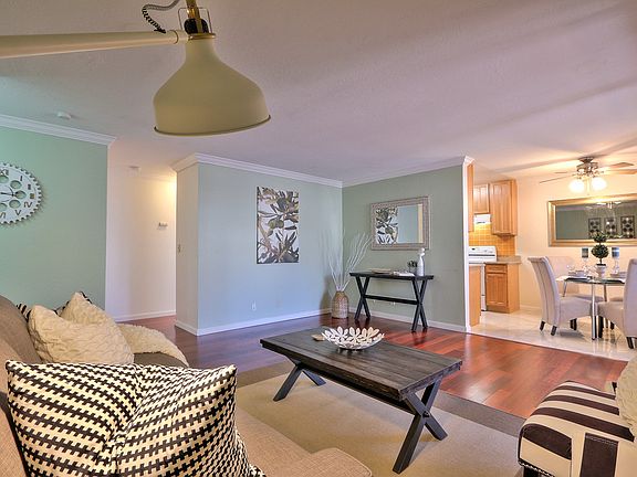 2nd image of 986 Kiely Blvd Unit B