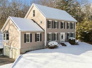 37 Summer Hill Rd, Dracut, MA 01826