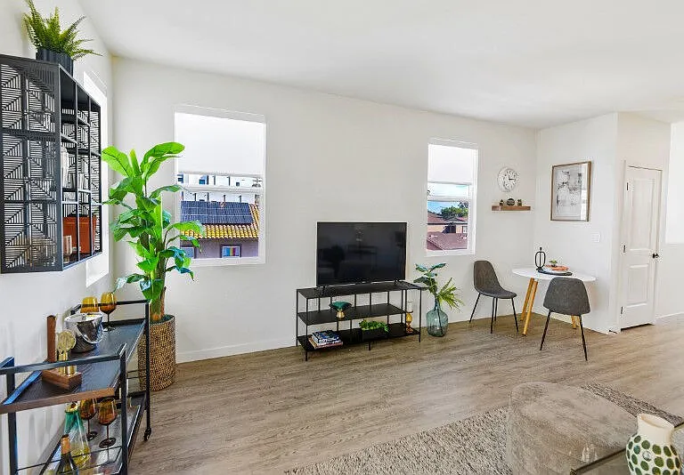 South Park Place — Photo 34