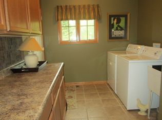 3690 Warwick Dr #A, Crete, IL 60417