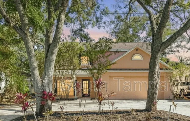 3110 W Villa Rosa St — Photo 1