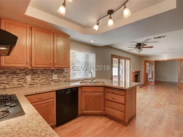 531 Carnforth Dr, Henderson, NV 89014