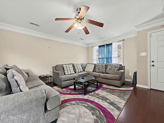 5th image of 5917 Apple Valley Dr