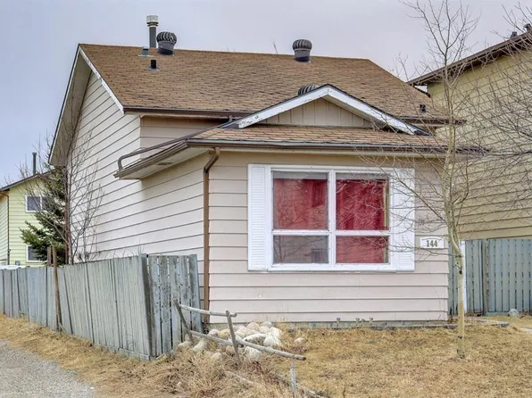 144 W Whitmire Rd NE, Calgary, AB T1Y 5Z3