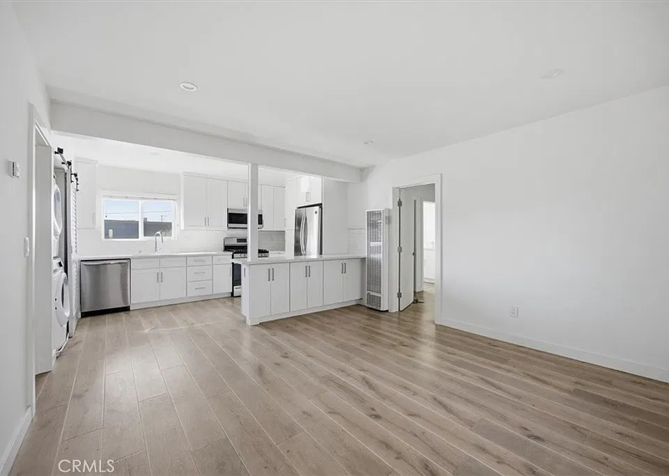 715 S Prospect Ave #B