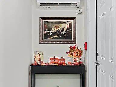 5th image of 34 W Franklin St #3