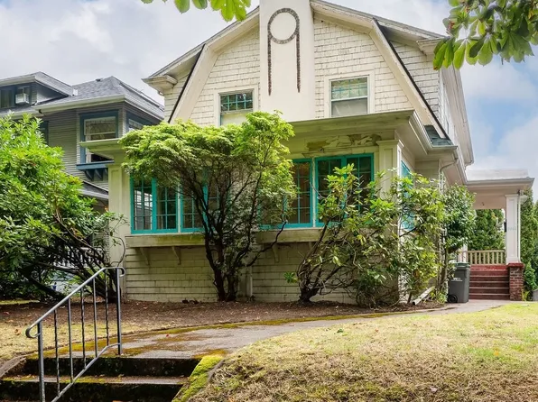 5012 17th Avenue NE, Seattle, WA 98105