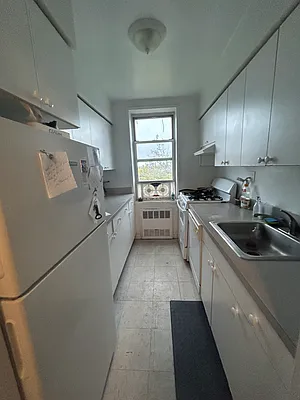 Rented by REAL New York | media 3