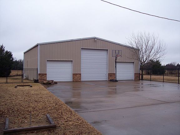 3rd image of 1092 Timber Creek Cir