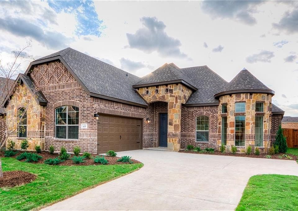 1st image of 113 Basswood Dr