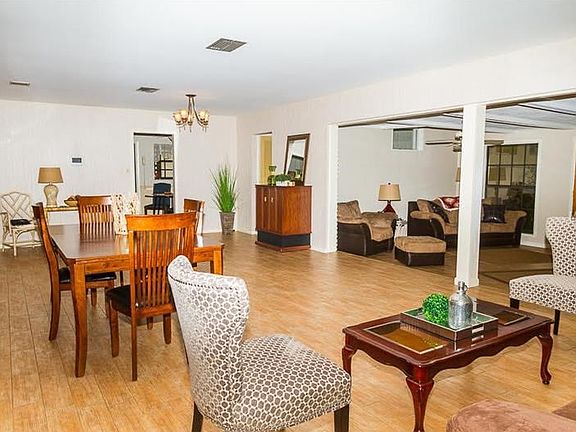 5th image of 2708 W Eddy Dr