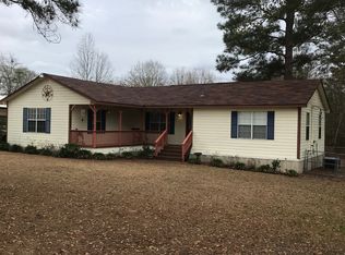 2220 Russell Dr, Longview, TX 75602