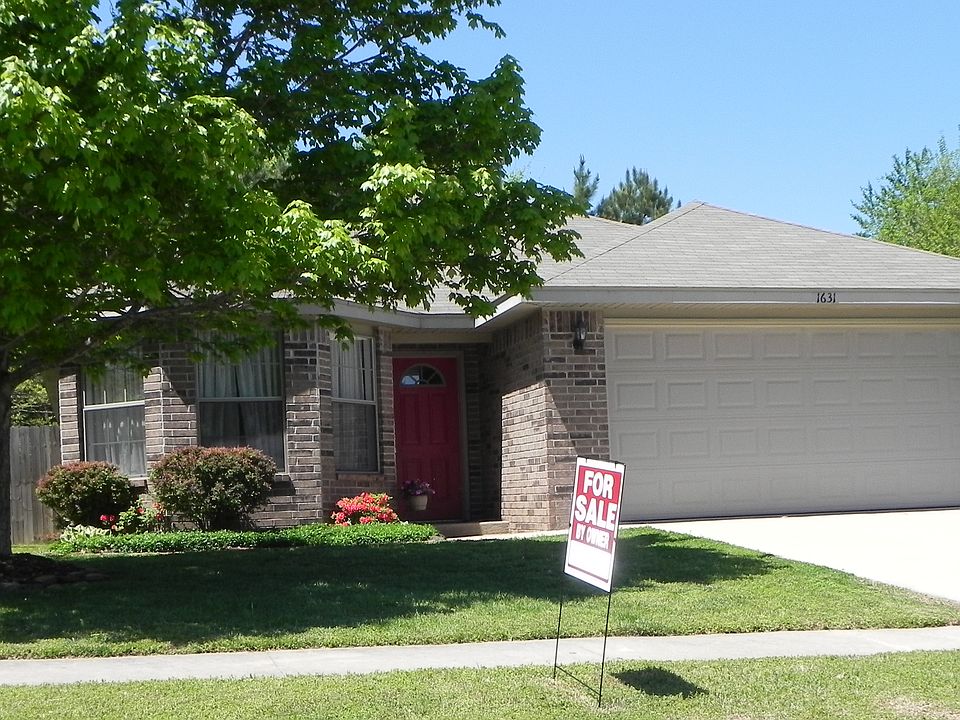 1st image of 1631 S Tallgrass Dr