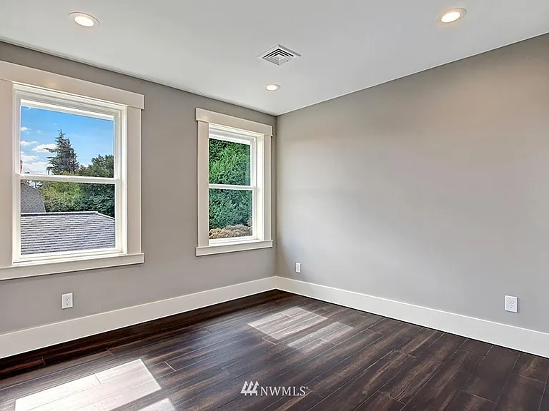 7723 18th Ave NE — Photo 14
