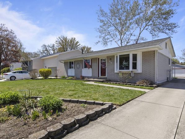 490 S John Hix St, Westland, MI 48186