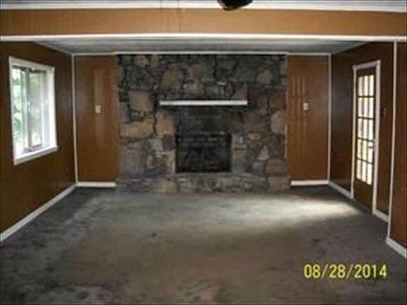 2nd image of 1989 Montreat Dr