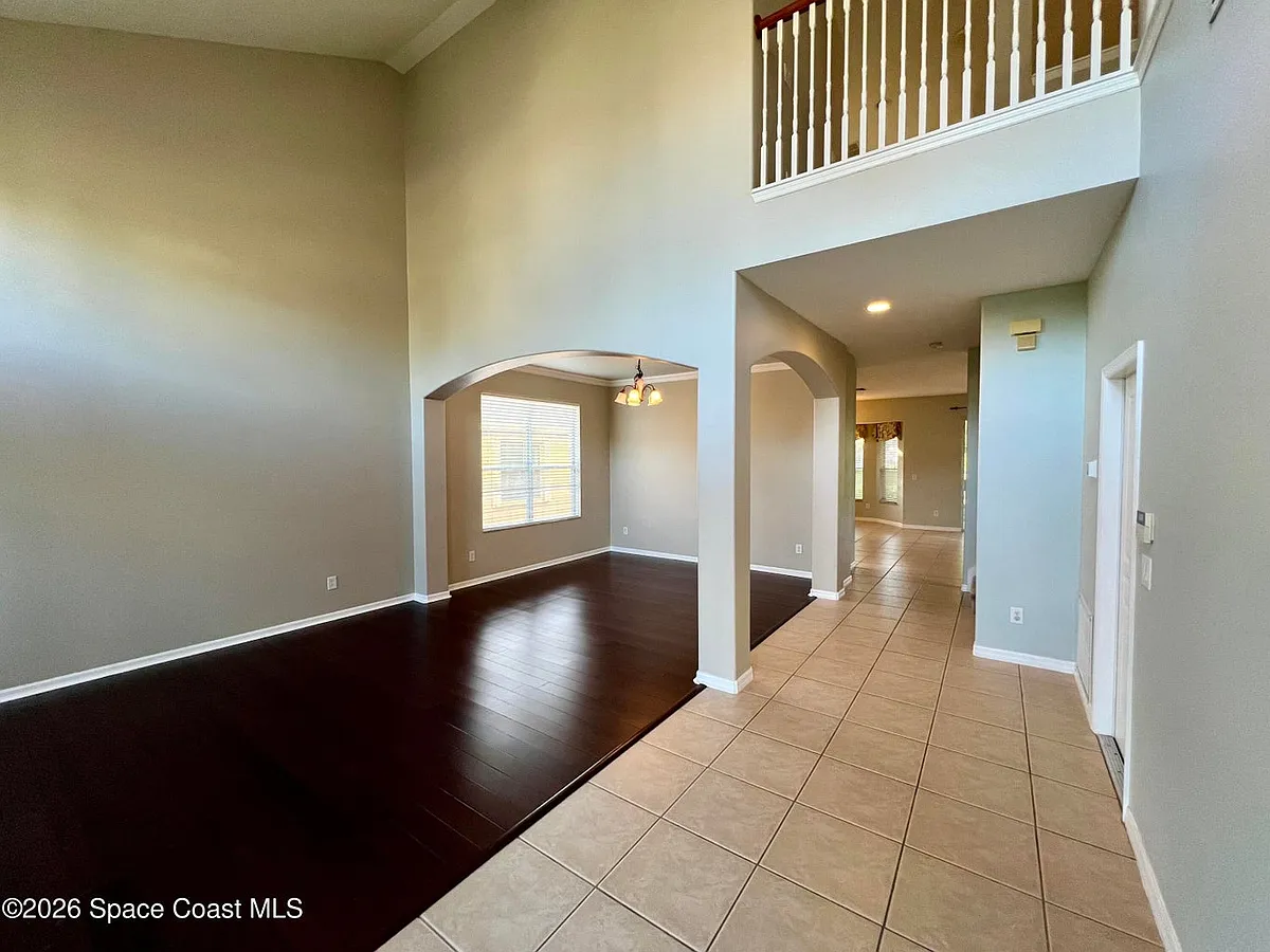 Building Photo - 1162 Becket Pl