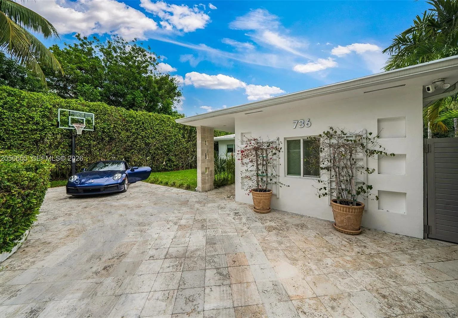 3 bed, 2.5 bath, $16,000 — Photo 4