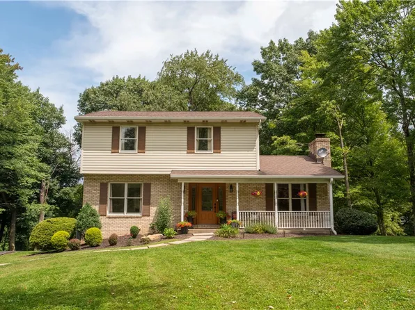 6026 Forest Dr, Monaca, PA 15061