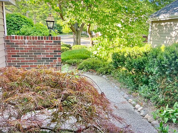 4th image of 6322 W Lake Dr