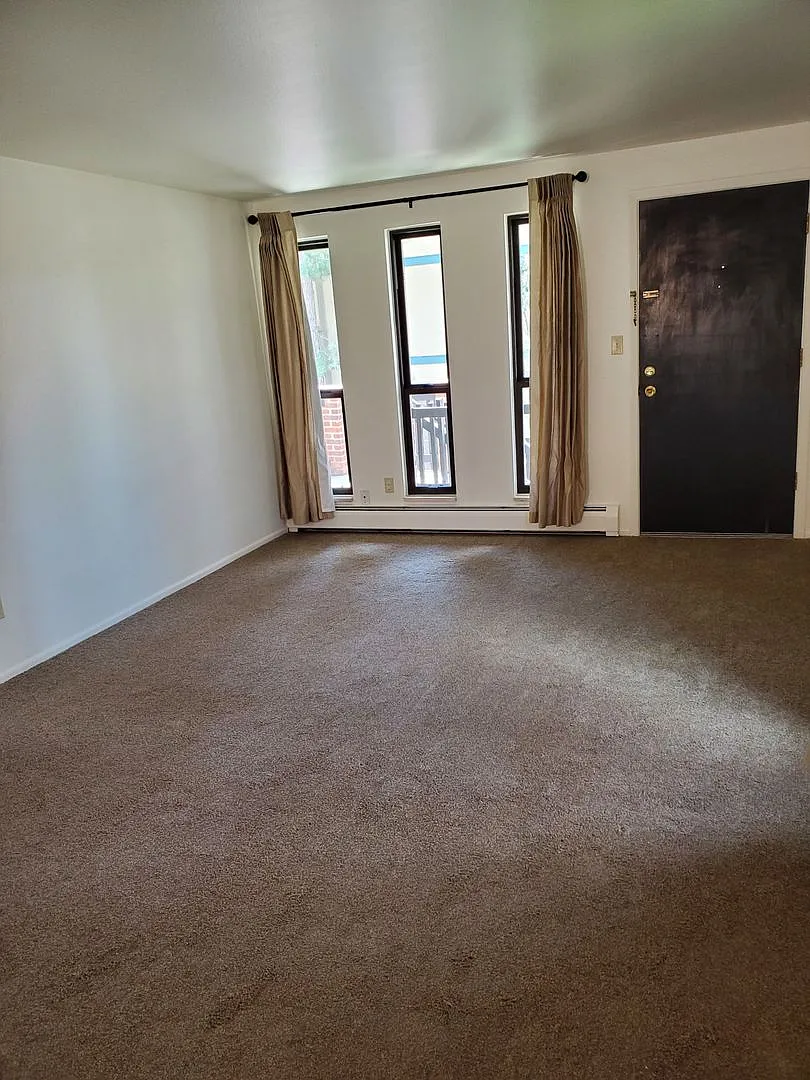 One Bedroom Apartment Available for Rent Near Old Town Longmont — Photo 2