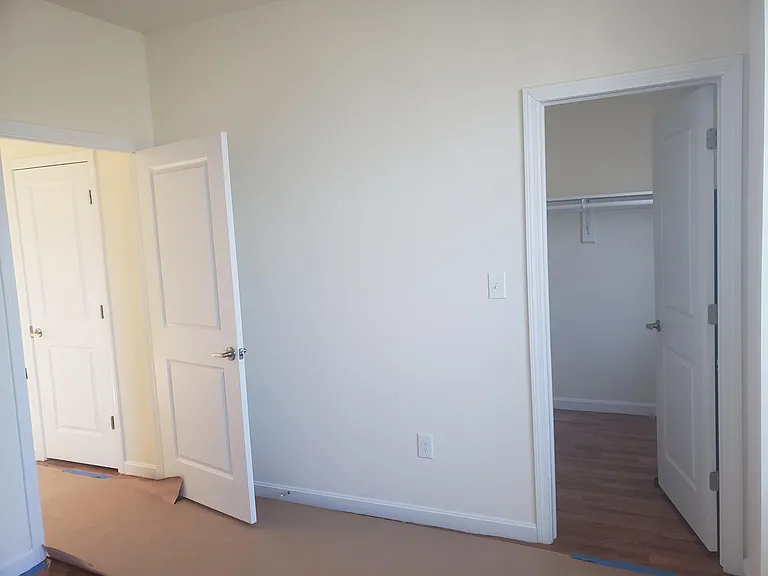 221 Fairmount Ave #2 — Photo 6