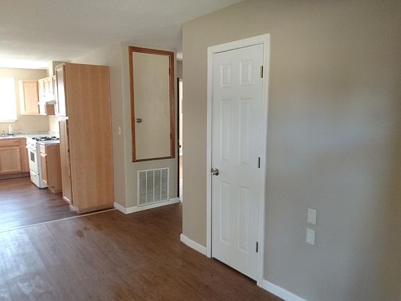2nd image of 215 Shane Dr