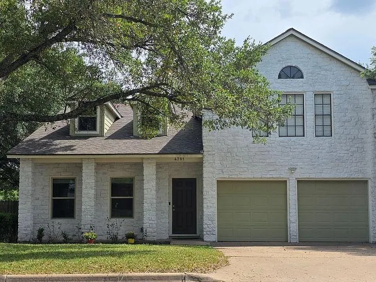 4701 Ganymede Dr — Photo 2
