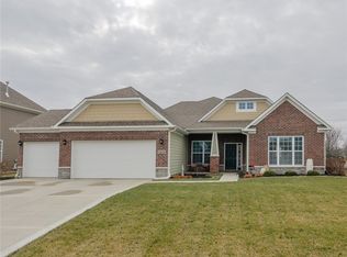 15635 Gateshead Dr, Westfield, IN 46074