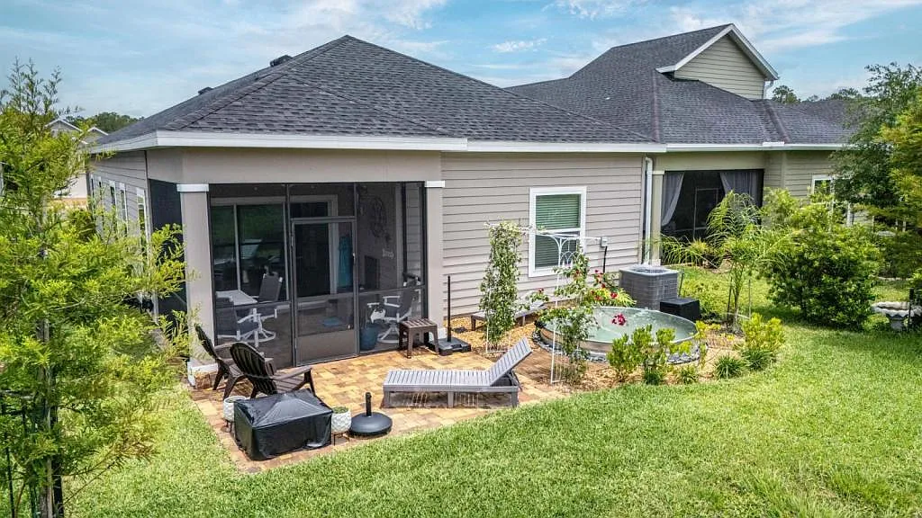 2638 Hanberry Ln — Photo 3