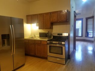 2829 W Fullerton Ave, Chicago, IL 60647