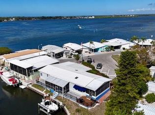 381 Bimini Dr, Palmetto, FL 34221