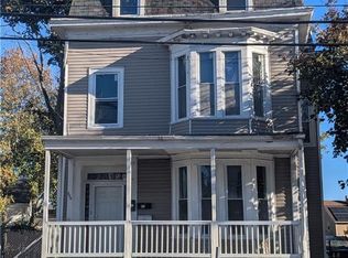 654 Cranston St, Providence, RI 02907