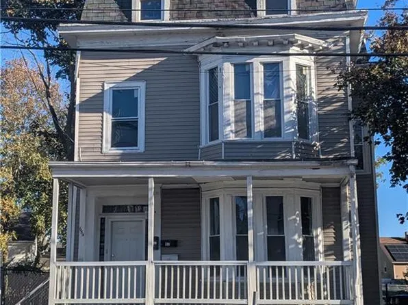 654 Cranston St, Providence, RI 02907