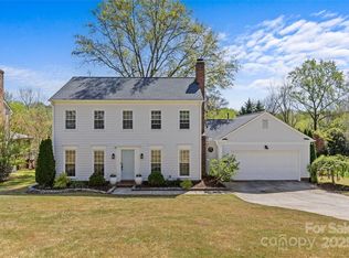 9637 Stoney Hill Ln, Charlotte, NC 28277
