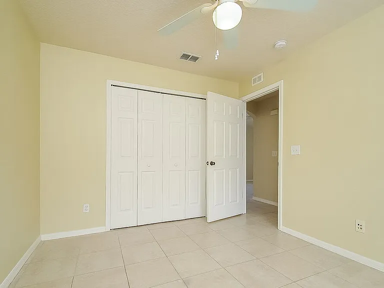 7426 Oxford Garden Cir — Photo 12